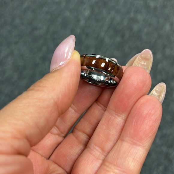 8MM ROSE WOOD INLAY TUNGSTEN WEDDING BAND - Picture 9 of 16